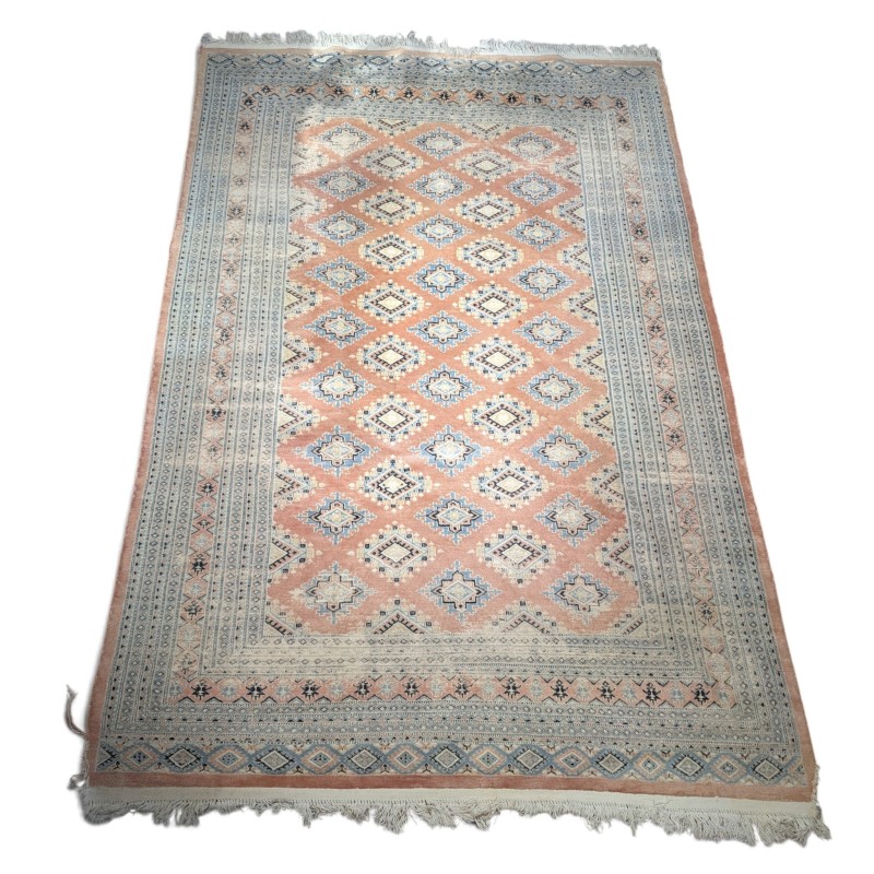 Tapis Bokhara fond rose