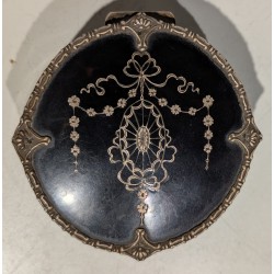 Boite en argent et écaille de tortue