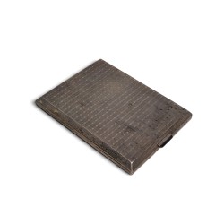 Boite à cigarettes en argent 900
