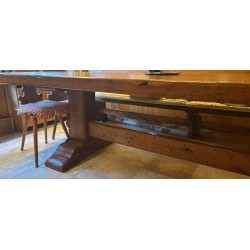 Grande table de monastère en chêne