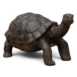 Grande tortue en bois sculpté