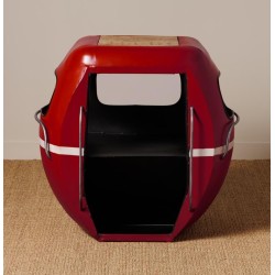 Chevet téléphérique rouge