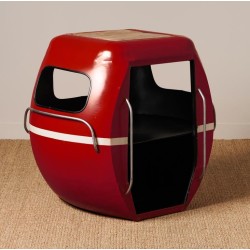 Chevet téléphérique rouge