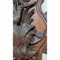 Panoplie Cerf en noyer sculpté