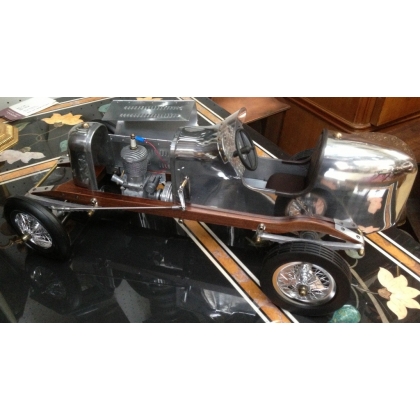 Voiture miniature 19\" Bantam Midget