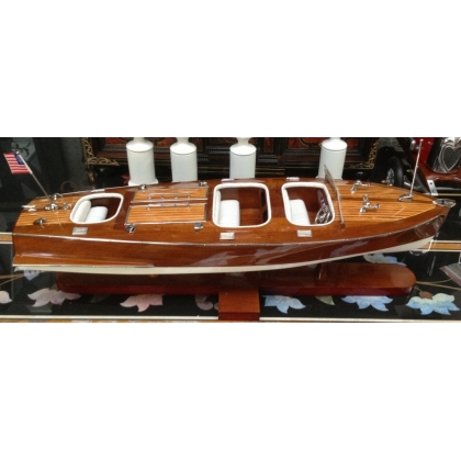 Maquette de bateau \"Triple Cockpit\"