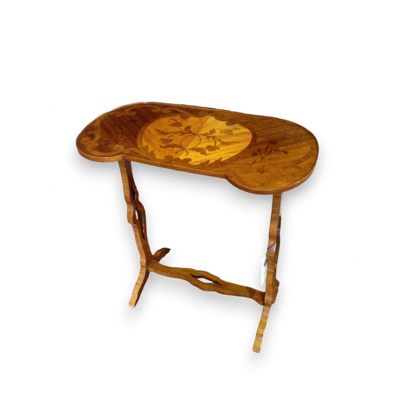  Table rognon, plateau marqueté fleurs sur  Moinat SA  - Antiquités décoration