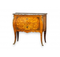 Commode Louis XV estampillée J. BIRCKLE