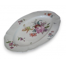 Plat en porcelaine de Frankenthal