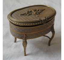 Boîte à bijoux Napoléon III en laiton