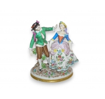 Groupe en porcelaine (ébréché)