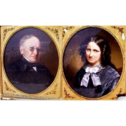 Pair of portraits, frame with