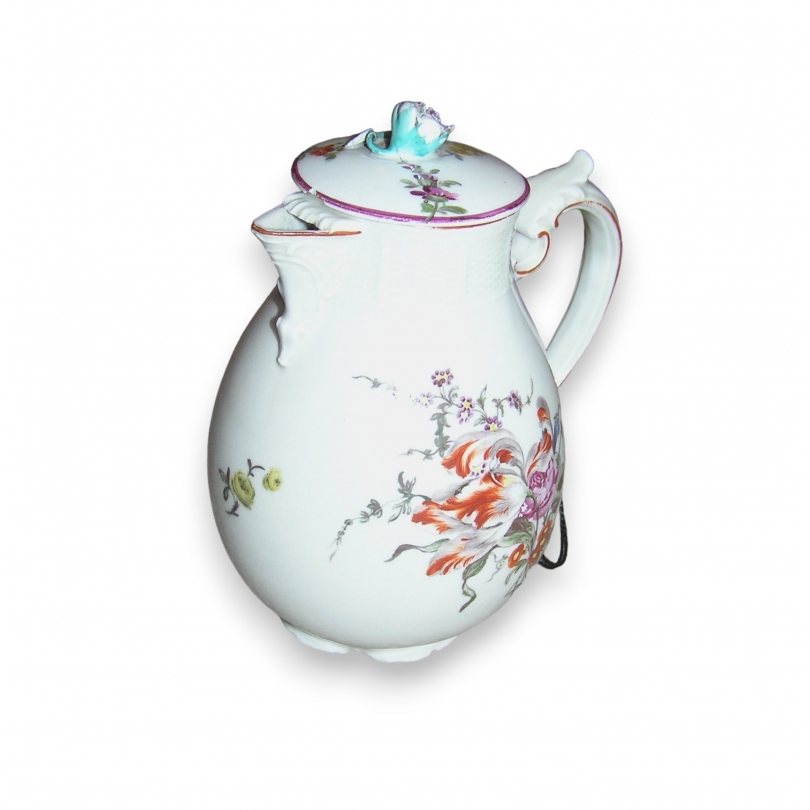 Théière en porcelaine de Saxe