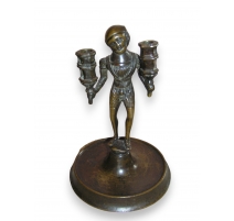 Bougeoir style gothique en bronze