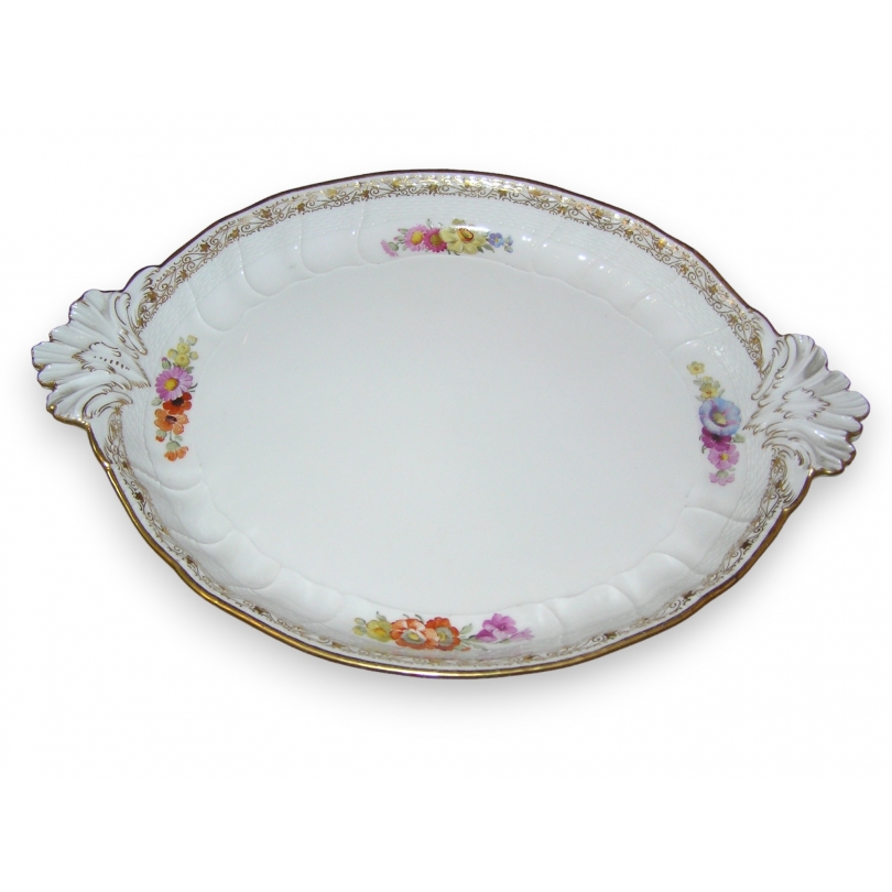 Plat en porcelaine de Berlin