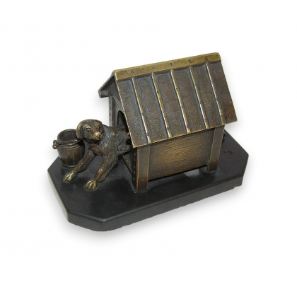 Bronze \"Chien\" avec niche en marbre noir