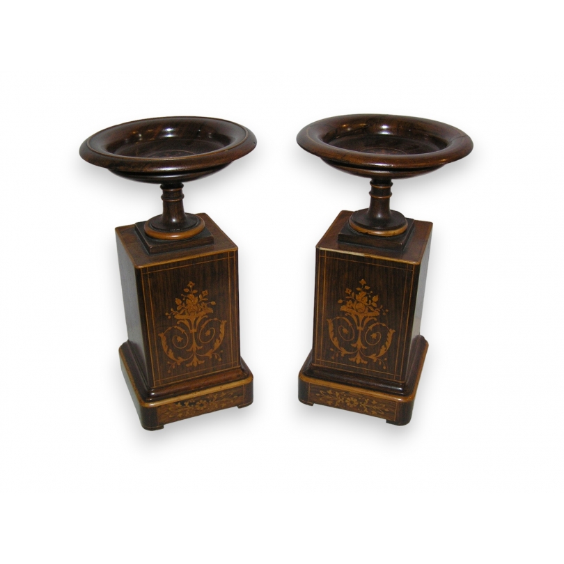 Paire de coupes Charles X en bois