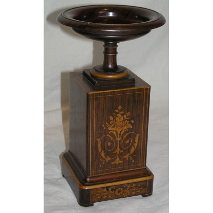 Paire de coupes Charles X en bois