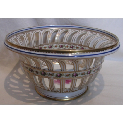 Porcelain wastepaper basket from Nyon, by Moinat SA – Antiques and home décor