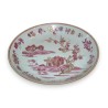 Porcelain plate, Famille Rose, at  Moinat SA  - Antiques and home décor