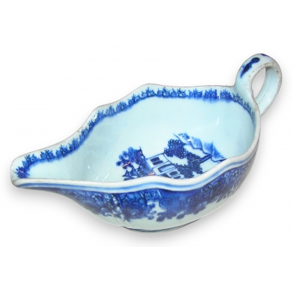 Sauceboat, porcelain, China (in