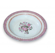 Assiette creuse en porcelaine