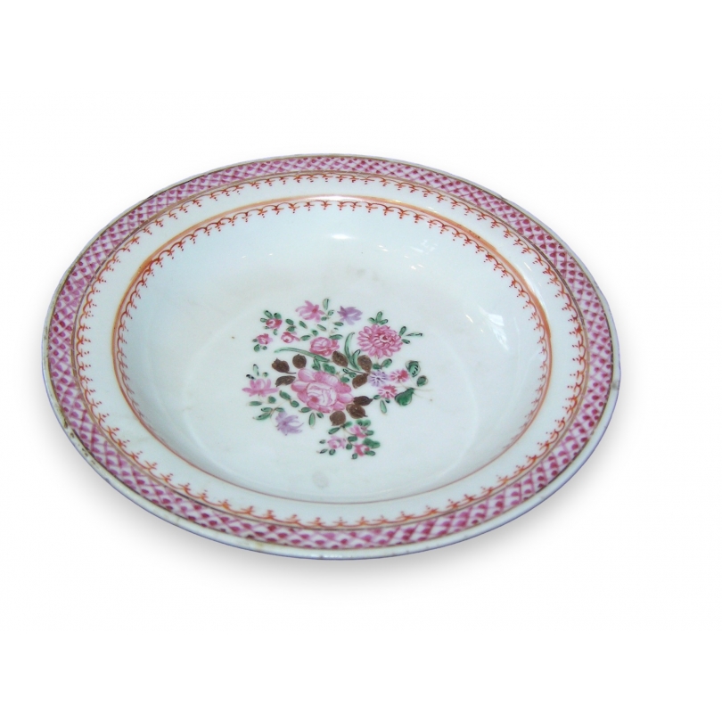 Assiette creuse en porcelaine
