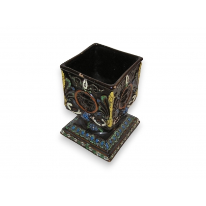  Vase carré de Thoune 19ème sur  Moinat SA  - Antiquités décoration