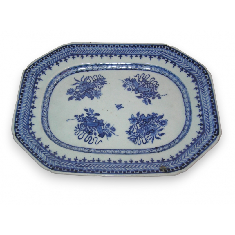 Plat rectangulaire en porcelaine