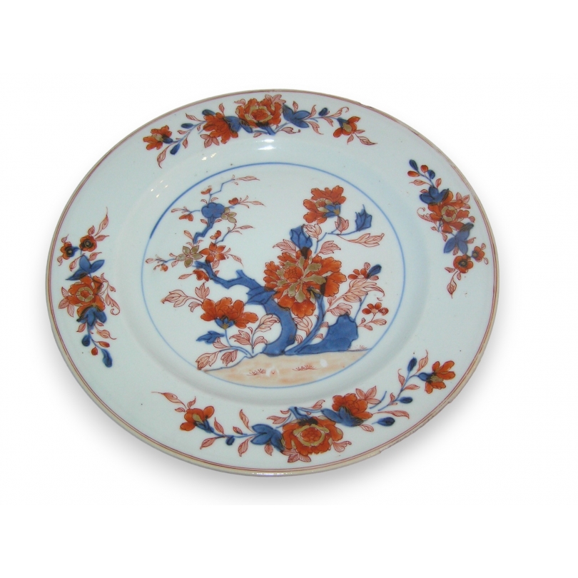 IMARI porcelain plate at Moinat SA – Antiques and home décor