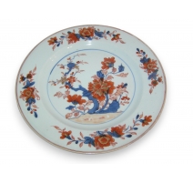 Assiette en porcelaine IMARI