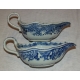 Paire de saucières en porcelaine