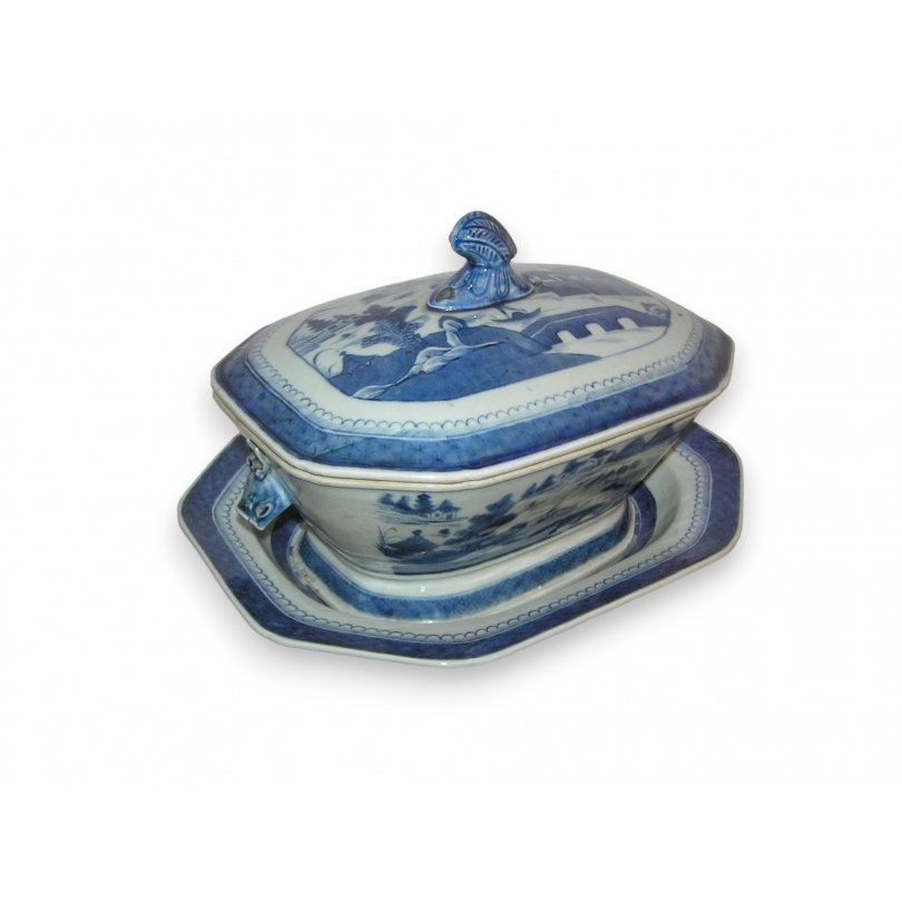 Soupière avec présentoir en porcelaine