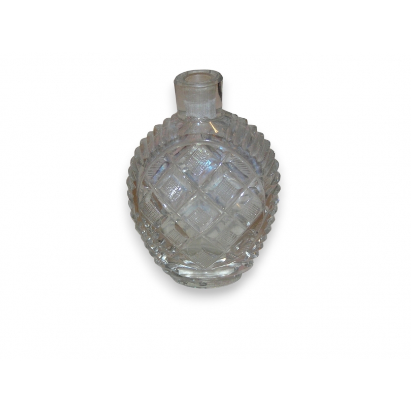 Flacon en cristal taillé