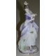 Statue "Femme", en porcelaine. N° 868
