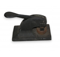 Petite presse à gaufrage (sceau pour