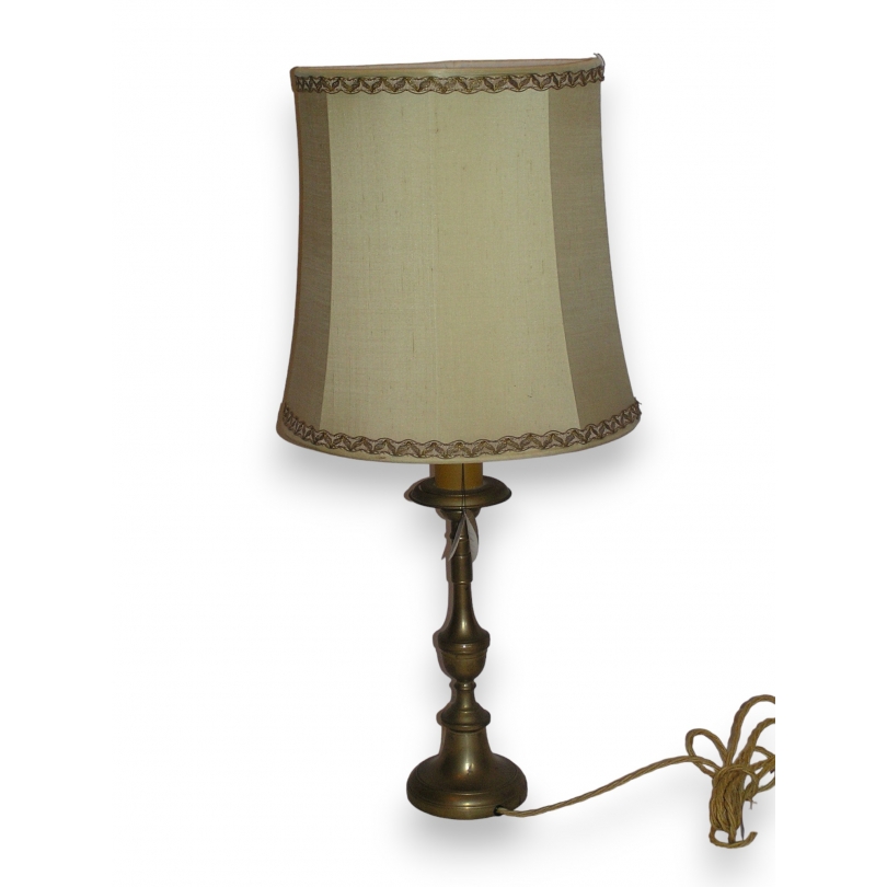  Lampe laiton,abat-jour parchemin sur  Moinat SA  - Antiquités décoration