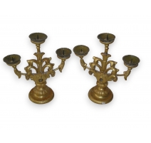 Paire de chandeliers dorés