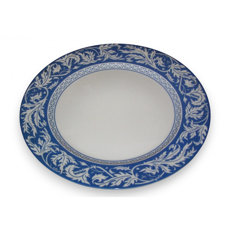 Assiette plate en porcelaine