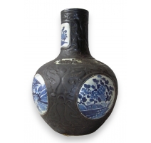 Vase droit en porcelaine noir