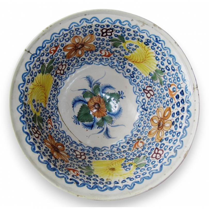 Earthenware dish by Moinat SA – Antiques and home décor
