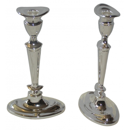 Pair of silver candlesticks, oval base, by  Moinat SA  - Antiques and home décor