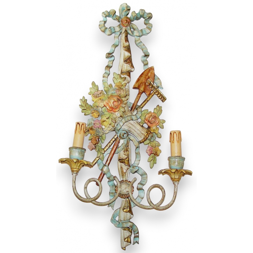 Wall light, 2-bulb, carved wood, by Moinat SA – Antiques and home décor