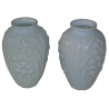 Paire de vases en opaline blanche