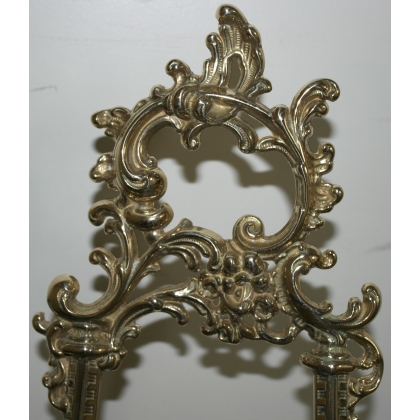 Chevalet style baroque en laiton poli