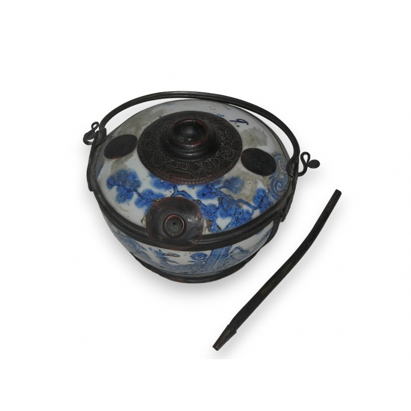 Round porcelain and metal water pipe at Moinat SA – Antiques and home décor