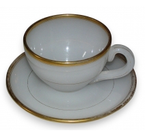 Tasse et sous-tasse en opaline