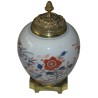 Imari porcelain vase at  Moinat SA  - Antiques and home décor