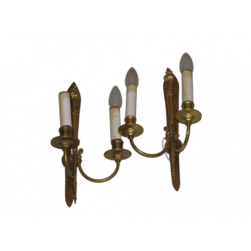 Pair of Directoire-style bronze wall lights, by  Moinat SA  - Antiques and home décor