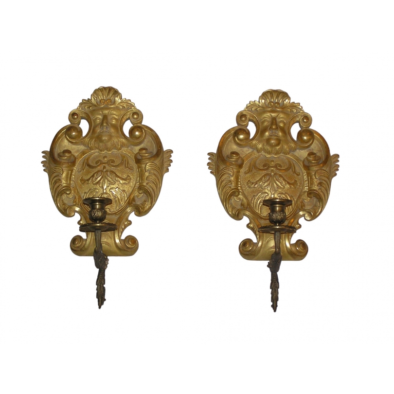 Paire d'appliques Louis XVI en bois